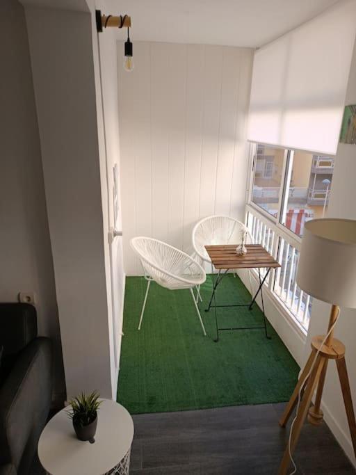 Apartmán Estupendo Piso Renovado A 30 Metros De La Playa Almería Exteriér fotografie